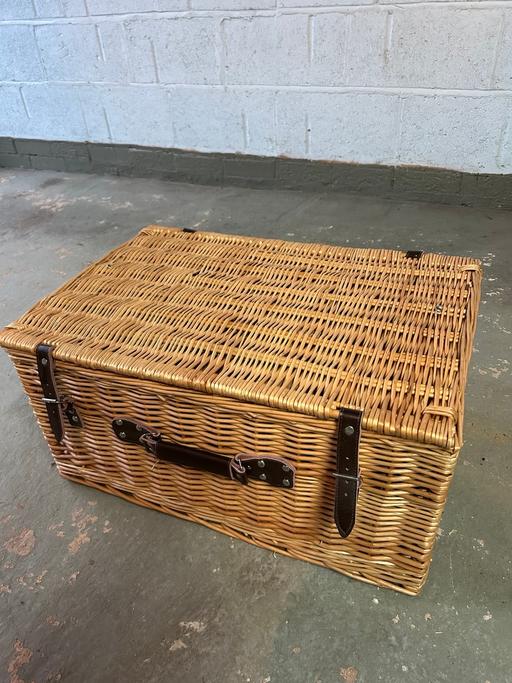 Buy & Sell West Midlands Solihull - Photos for Large Wicker Basket