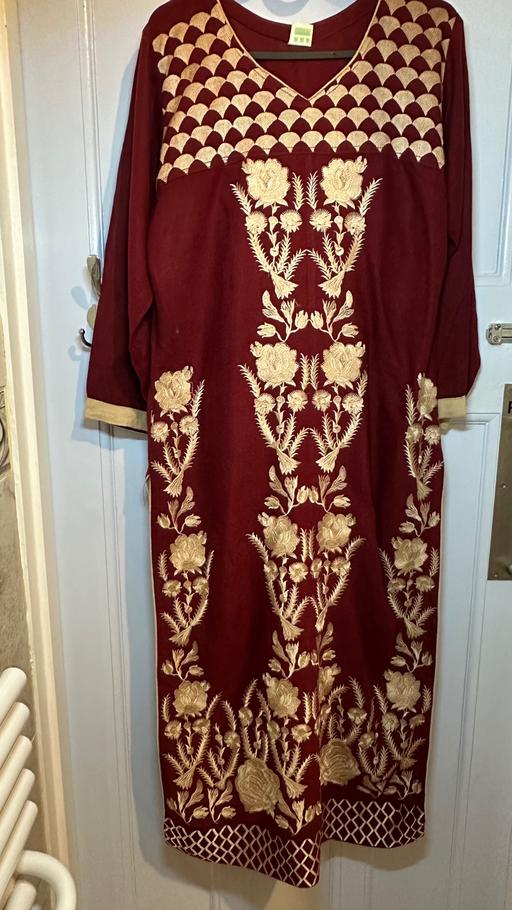 Buy & Sell Bedfordshire Luton - Photos for Maroon/Red winter Asian style suit