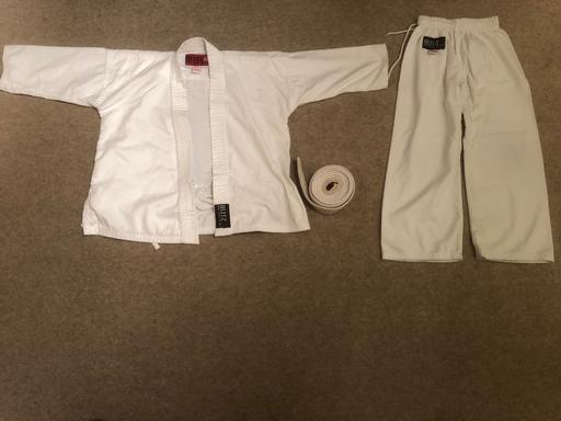 Buy & Sell South West London Tooting Bec - South West London - Photos for Karate Kimono with belt