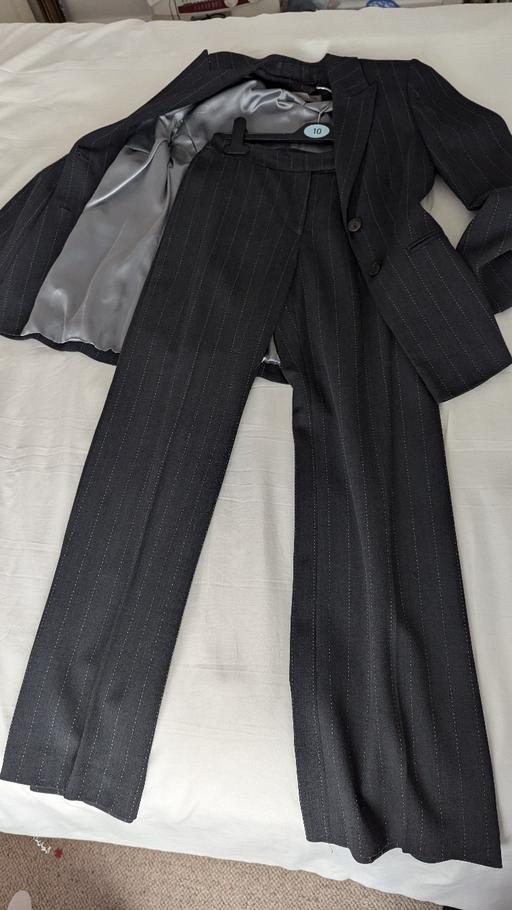 Buy & Sell West Midlands Walsall - Photos for Trouser Suit