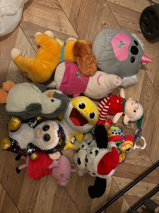 Buy & Sell Barking and Dagenham - Photos for Soft toys Peppa baby shark 