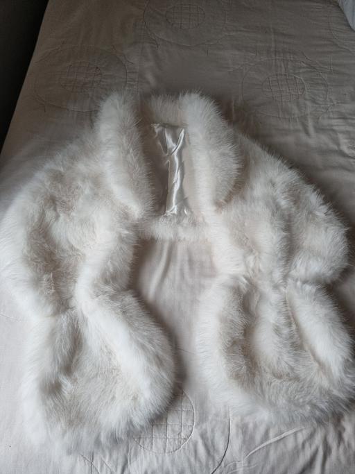 Buy & Sell Greater Manchester Manchester - Photos for Fur shrug