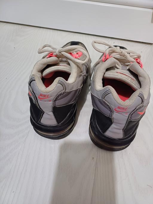 Buy & Sell West Midlands Birmingham - Photos for Nike Air Trainers