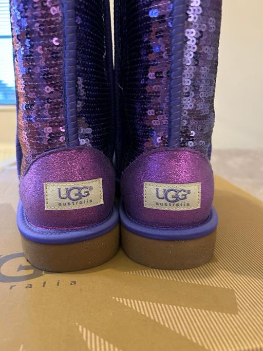 Buy & Sell Worcestershire Wyre Forest - Photos for Classic short sequin UGGs