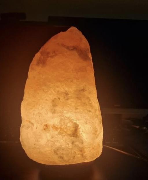 Buy & Sell West London Hounslow - Photos for Large 10inch Natural Himalyan Salt Lamp