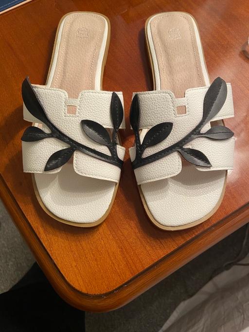 Buy & Sell Surrey Guildford - Photos for Ladies Size 37 (UK Size 4) Mule Sandals.