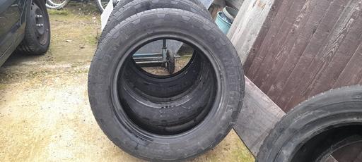 Vehicles North West London Harrow - Photos for SET 235/55 17 MS TYRES I VERY GUD CONDITION