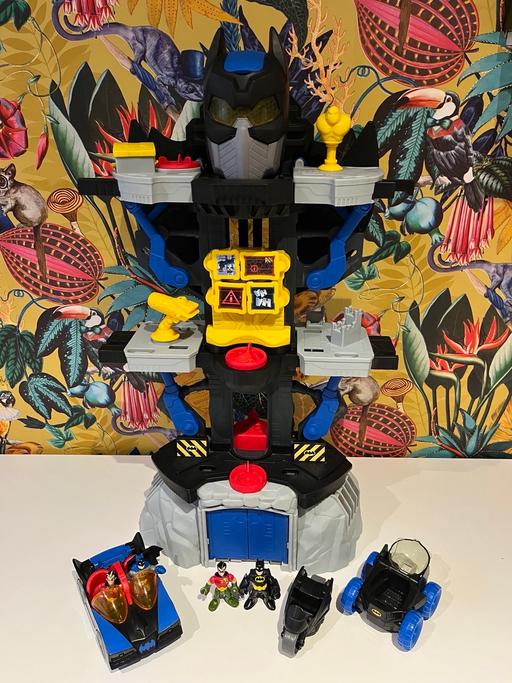 Buy & Sell Greater Manchester Manchester - Photos for Imaginext tall batcave comes with accessories