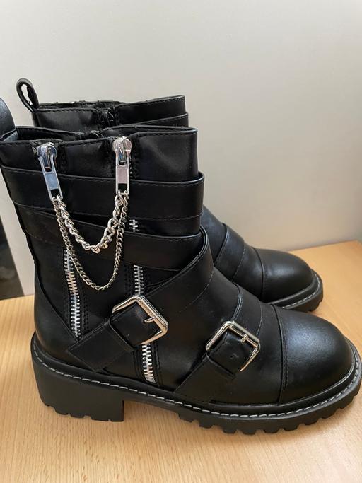 Buy & Sell West Midlands Birmingham - Photos for River island boots size 3