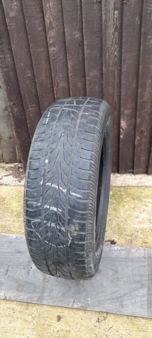 Vehicles North West London Harrow - Photos for 195/60 r16C Van tyre 5mm thread