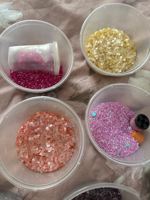 Classes West Midlands Birmingham - Photos for Beads, sequins, gemstones, mirrors, threads