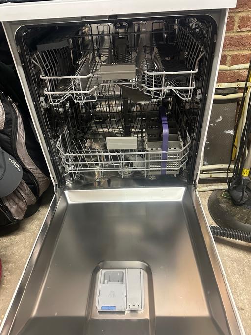 Buy & Sell Surrey Guildford - Photos for Beko dishwasher