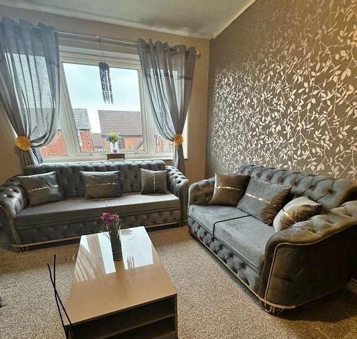 Buy & Sell Brent East Lane Business Park - Brent - Photos for 3+2 Madrid Sofa Available in Cheap price