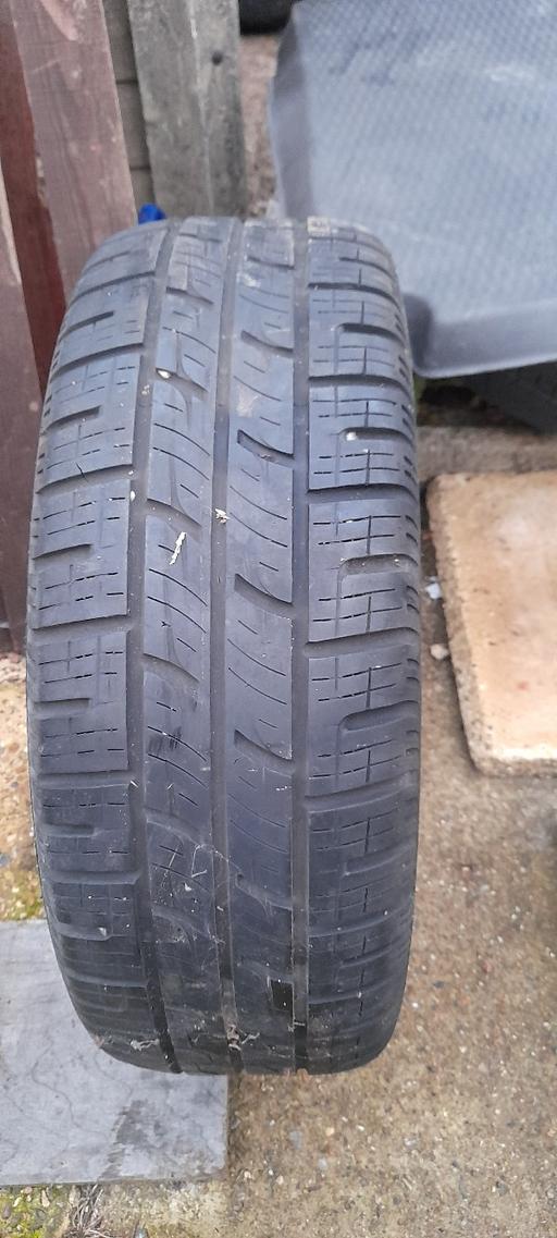 Vehicles North West London Harrow - Photos for Pirelly MS Tyre 235/60 r18 6-7mm thread