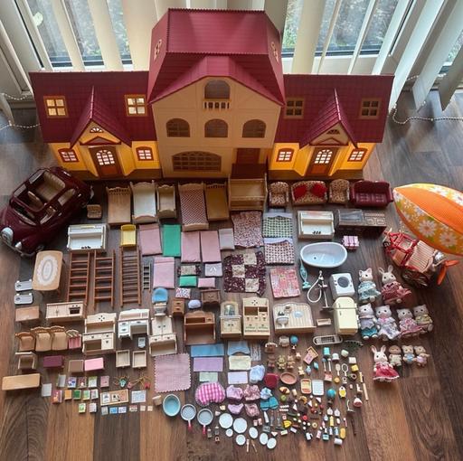 Buy & Sell West Midlands Birmingham - Photos for Huge Sylvanian family job lot!