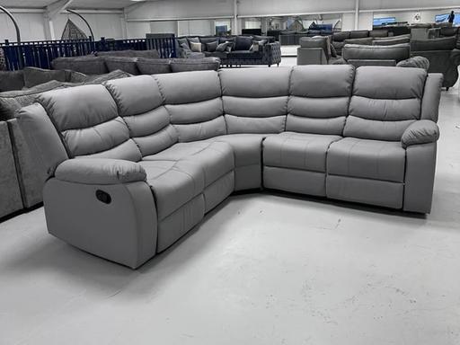 Buy & Sell Brent East Lane Business Park - Brent - Photos for Recliner Corner sofa available