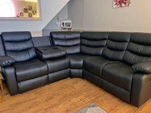 Buy & Sell Brent East Lane Business Park - Brent - Photos for Recliner Corner sofa available