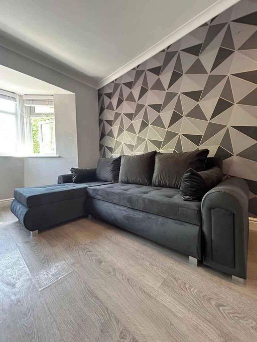 Buy & Sell Brent East Lane Business Park - Brent - Photos for Berlin Sofabed & Ottoman 
