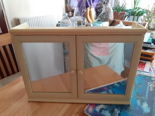 Buy & Sell North London Seven Sisters - North London - Photos for bathroom cabinet