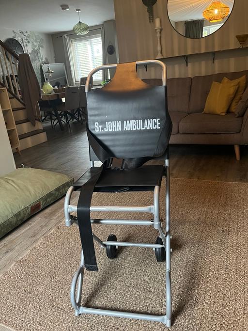 Buy & Sell North London Edmonton - N9 - Photos for St John’s Ambulance foldable 2 wheel Chair