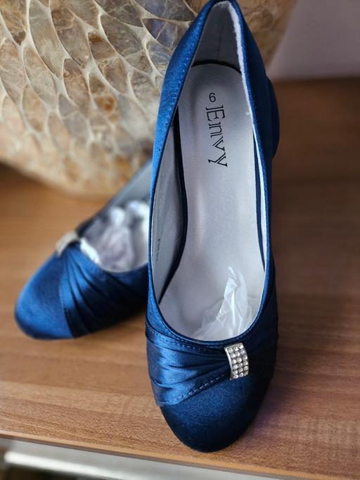 Buy & Sell North Yorkshire Middlesbrough - Photos for Navy satin shoes