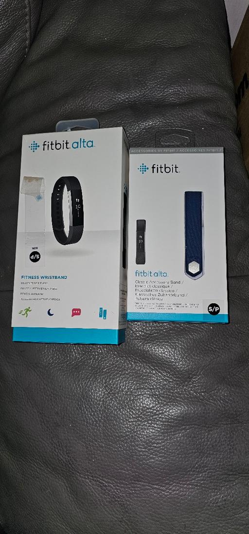 Buy & Sell Nottinghamshire Nottingham - Photos for FitBit 2015 plus blue strap