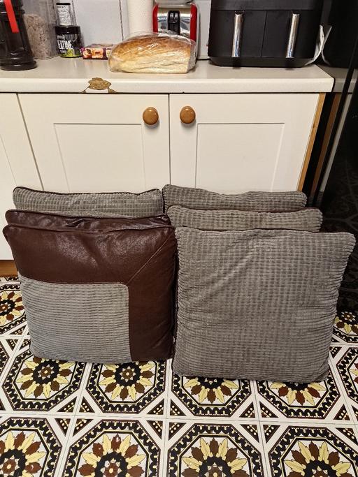 Buy & Sell Gloucestershire South Gloucestershire - Photos for 9x Reversible Sofa Cushions Pillows with Zips