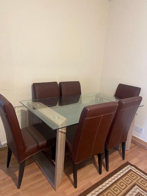 Buy & Sell West London Yeading - West London - Photos for Glass rectangular Dining Table with 6 chairs