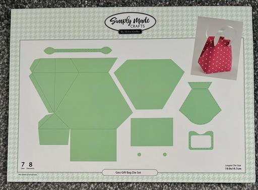 courses Essex Basildon - Photos for Simply Made Crafts Geo Gift Bag Die Set