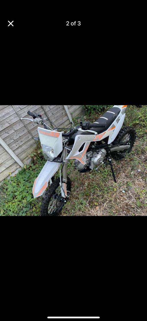 Vehicles South West London Richmond upon Thames - Photos for Thumpster road ripper 125 pitbike