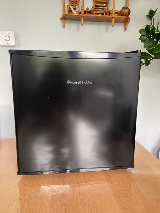 Buy & Sell North West London Gospel Oak - North West London - Photos for Russel Hobbs mini fridge