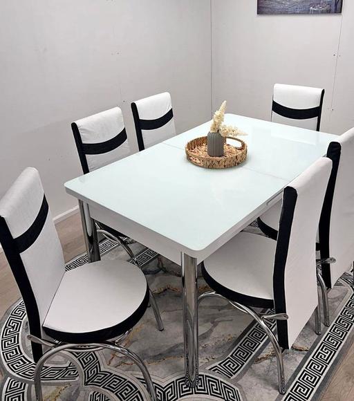 Buy & Sell Brent East Lane Business Park - Brent - Photos for Dining table With 6 chairs