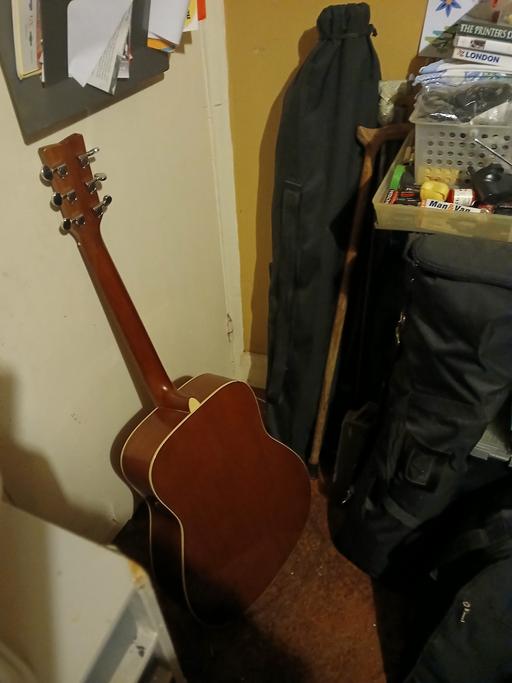 Buy & Sell West London North Kensington - W11 - Photos for YAMAHA F310 ACOUSTIC GUITAR