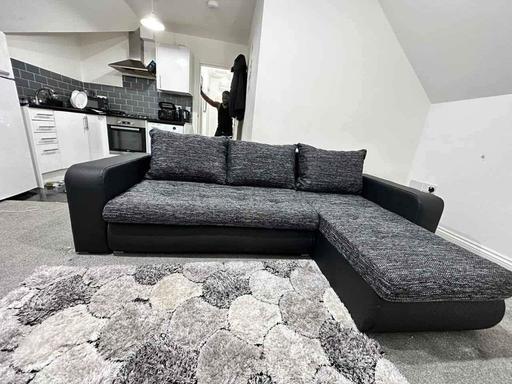 Buy & Sell Brent East Lane Business Park - Brent - Photos for New Look Berlin Corner sofa bed
