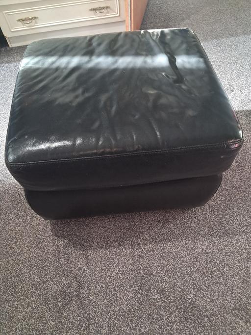 Buy & Sell South East London Croydon - Photos for Leather foot ottoman storage