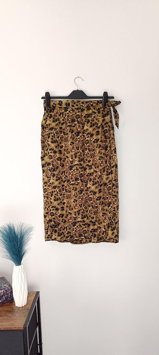 Buy & Sell Swansea - Wales Blaenymaes - Swansea - Photos for Leopard print midi wrap skirt size 8