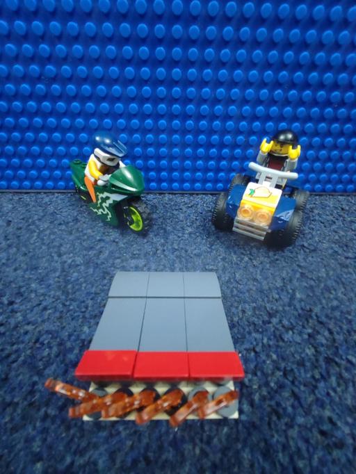 Buy & Sell West Midlands Dudley - Photos for Lego city stunt team 60265