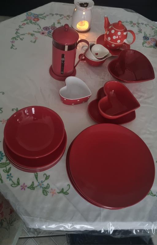 Buy & Sell West Midlands Birmingham - Photos for huge bundle of red table set