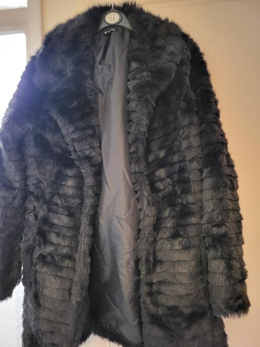 Buy & Sell South East London Abbey Wood - South East London - Photos for fur coat