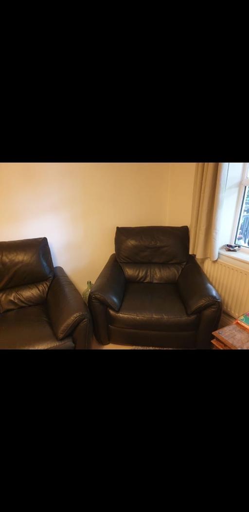 Buy & Sell Windsor and Maidenhead Horton - Sutton - Photos for leather electric recliner settee