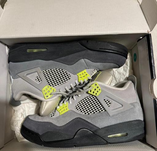 Buy & Sell South East London Dulwich - South East London - Photos for Jordan 4 neon