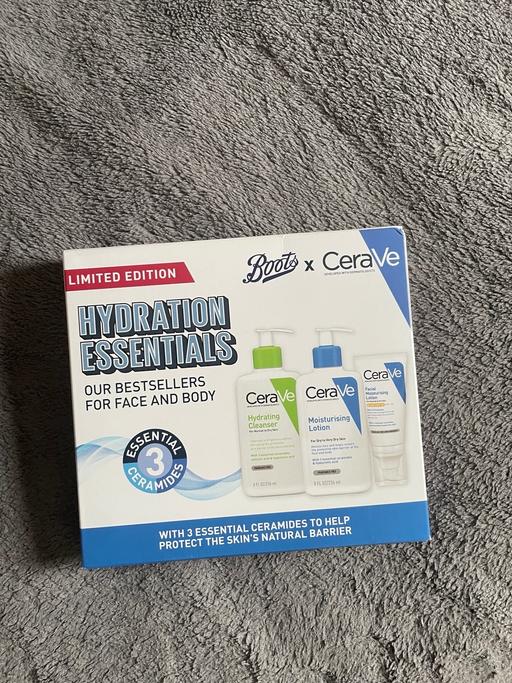 Buy & Sell West Midlands Birmingham - Photos for Cerave Hydration Essentials Bestsellers