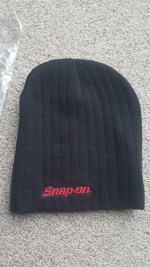 Buy & Sell West Midlands Dudley - Photos for brand new snap on woolly hat