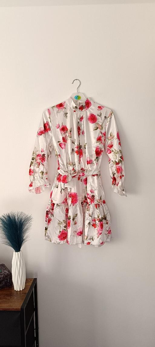 Buy & Sell Swansea - Wales Blaenymaes - Swansea - Photos for Silky mock neck long sleeve rose print dress