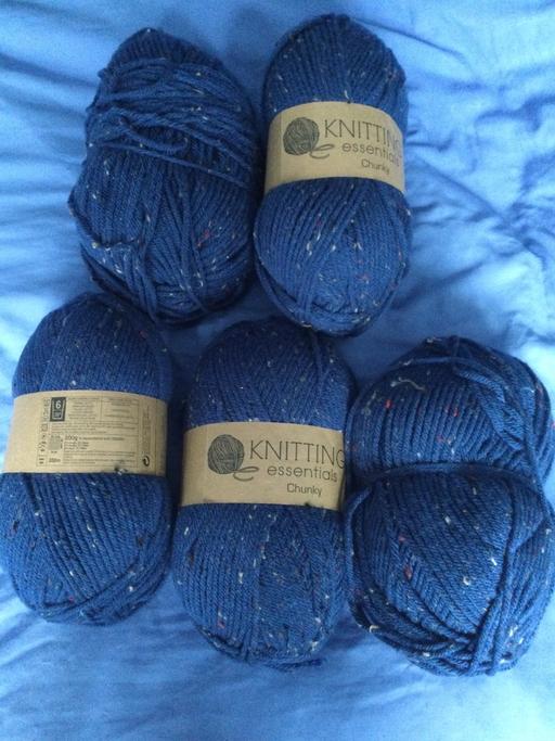 Classes North London Palmers Green - North London - Photos for Knitting essentials Chunky wool