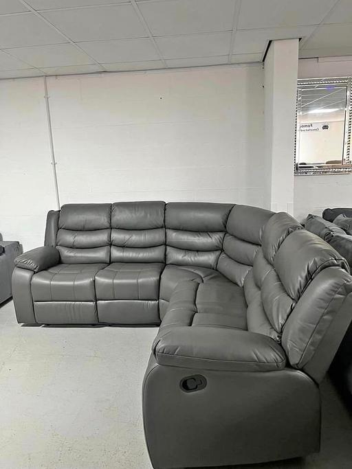 Buy & Sell Brent East Lane Business Park - Brent - Photos for Brand new Recliner corner sofa
