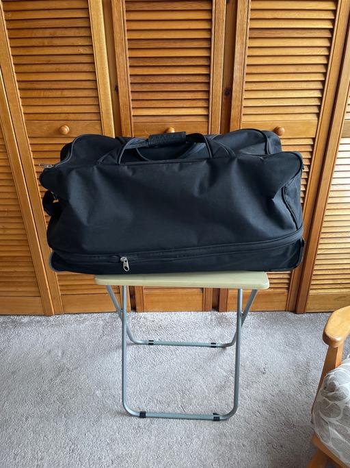 Buy & Sell West Midlands Solihull - Photos for Large suitcase type bag