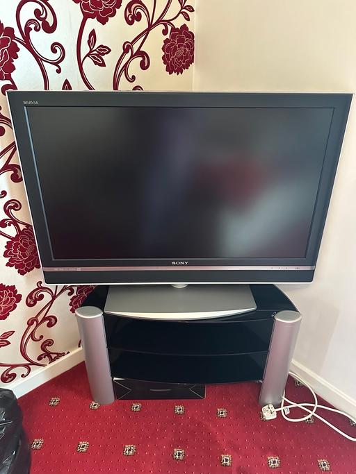 Buy & Sell South West London Heston - South West London - Photos for Sony TV with stand and remote