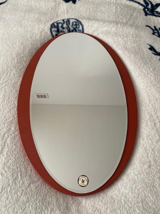 Buy & Sell South East London Upper Norwood - South East London - Photos for PRE-OWNED OVAL MIRROR