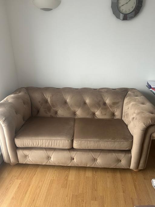 Buy & Sell South East London Lambeth - South East London - Photos for Chesterfield Sofa - mink colour